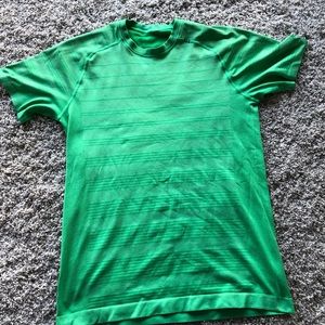 Men’s Lululemon Size XL